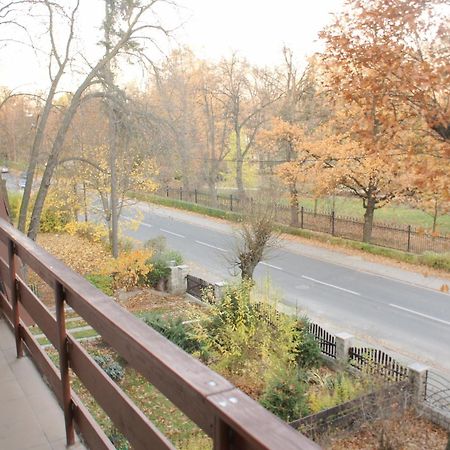 Apartamenty I Pokoje Przy Parku Jelenia Góra Exterior foto