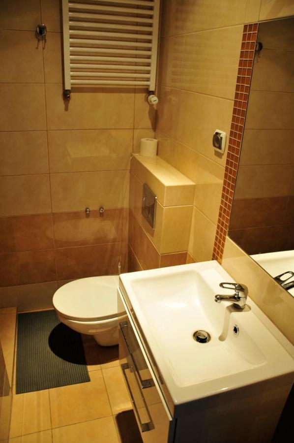 Apartamenty I Pokoje Przy Parku Jelenia Góra Exterior foto